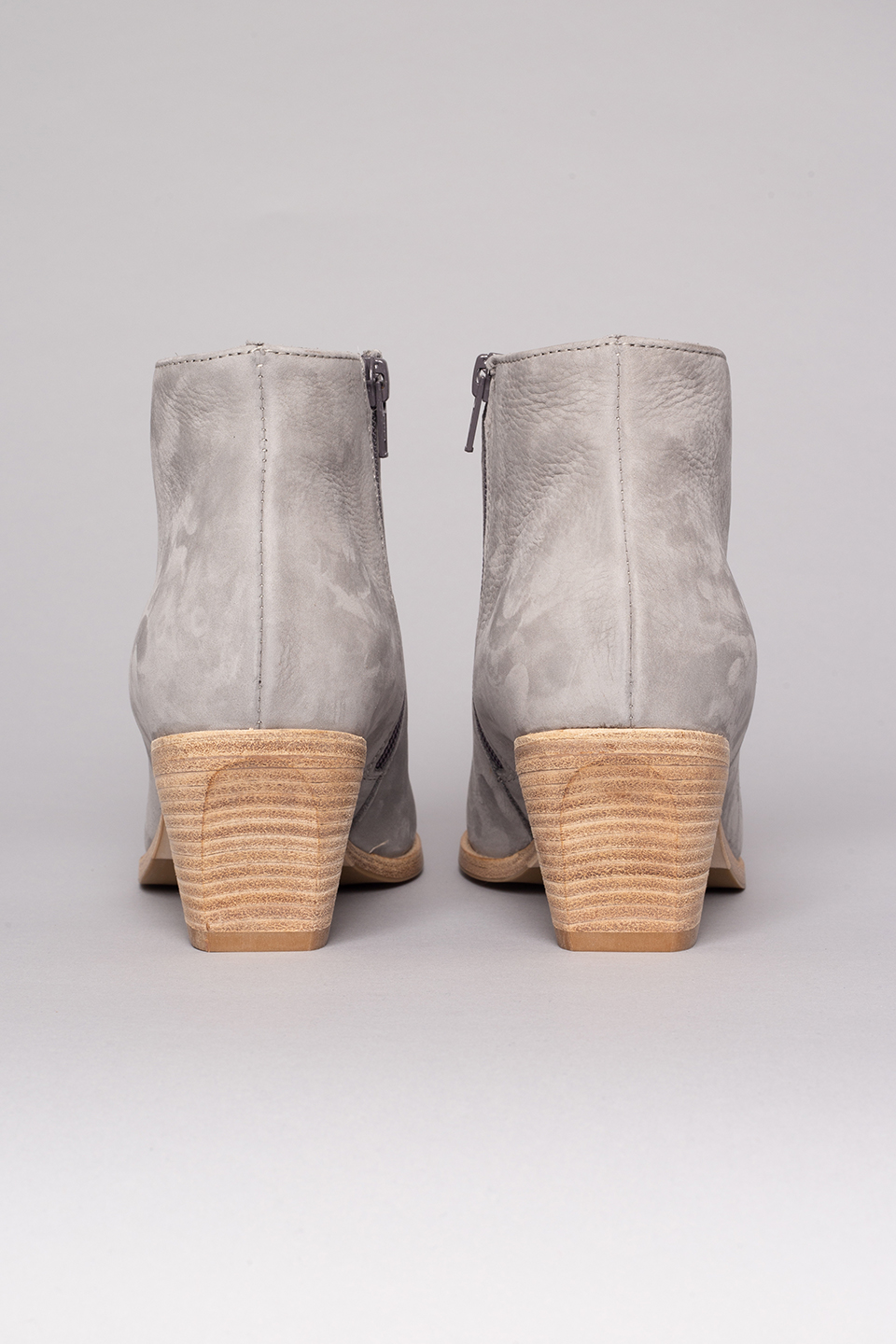 CPH401 nabuc light grey - alternative 3