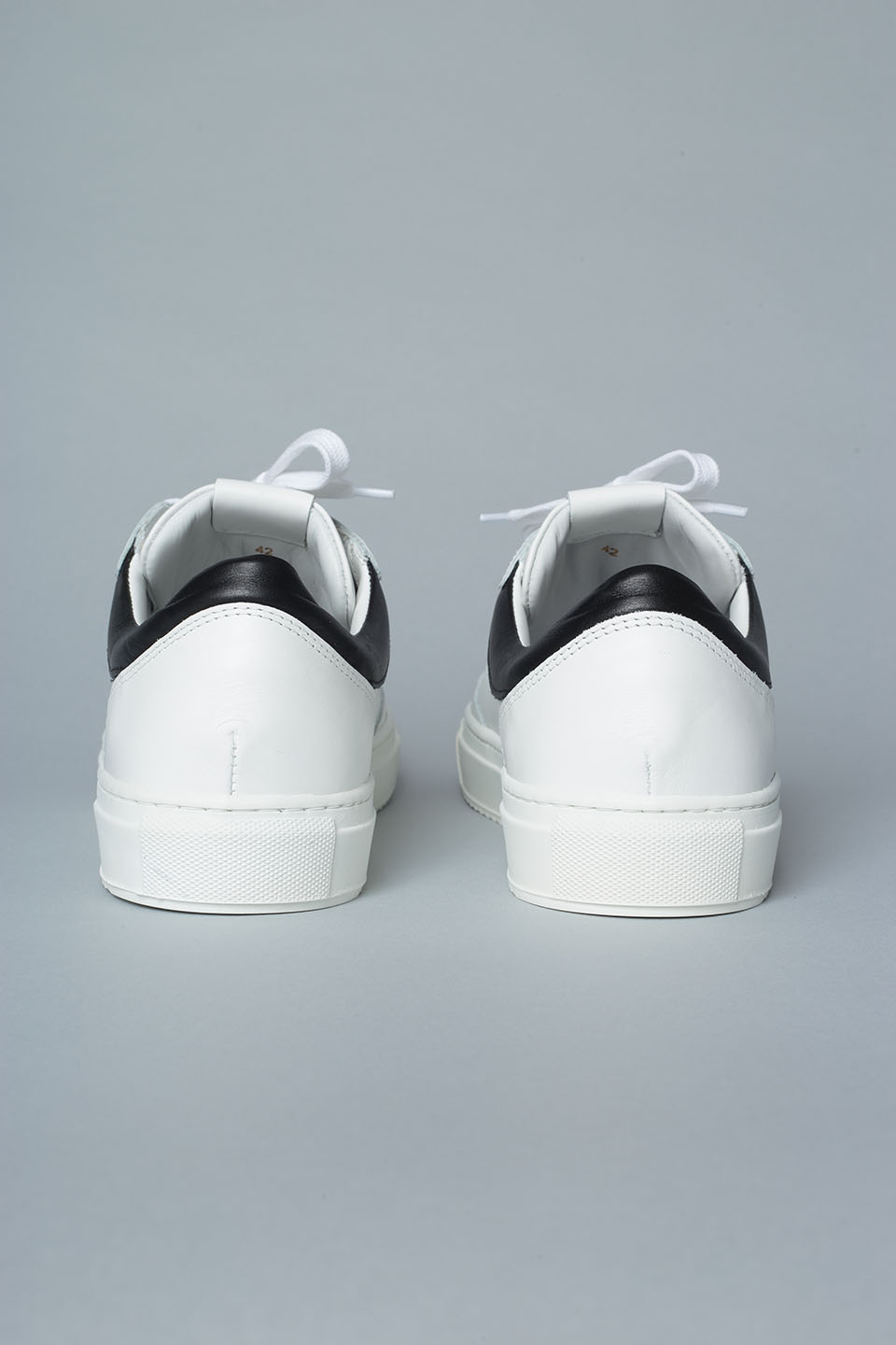 CPH112M vitello white/black - alternative 3