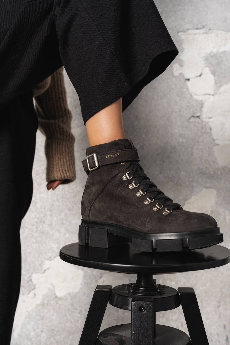 CPH505 nabuc off black - alternative 7