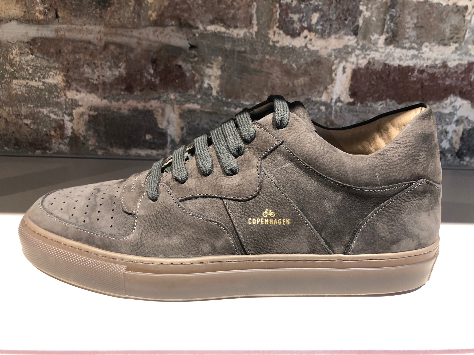 CPH753M nabuc off black