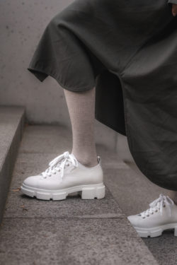 CPH527 vitello white