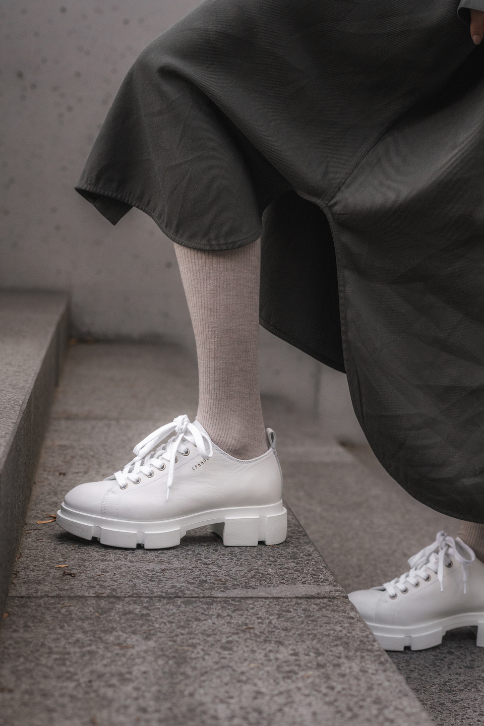 CPH527 vitello white