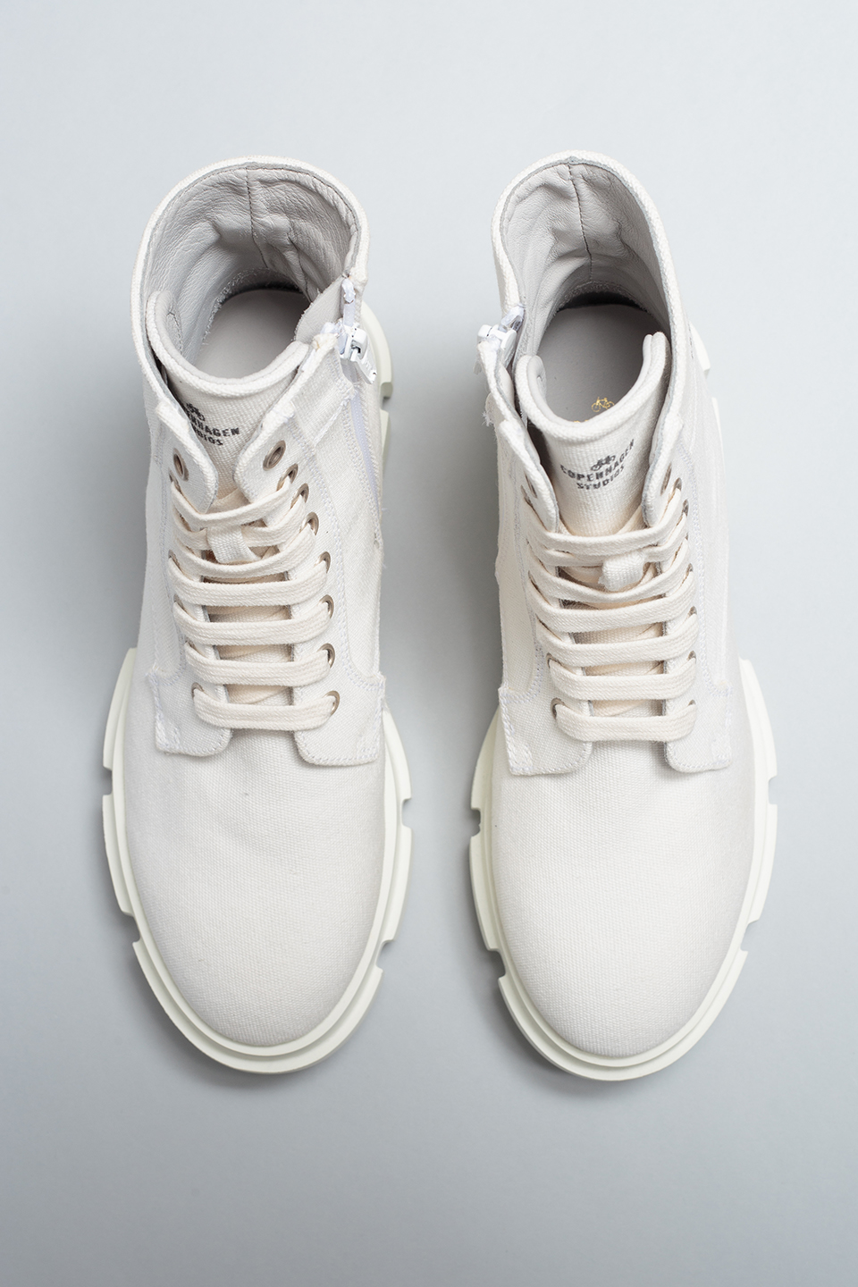 CPH524 canvas white - alternative 3