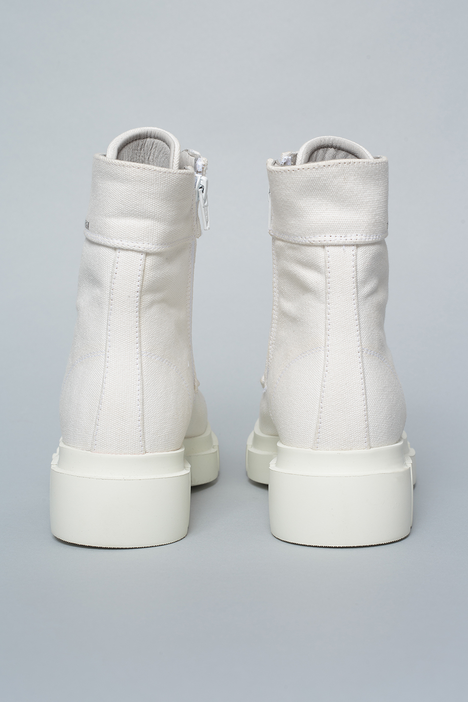 CPH524 canvas white - alternative 4