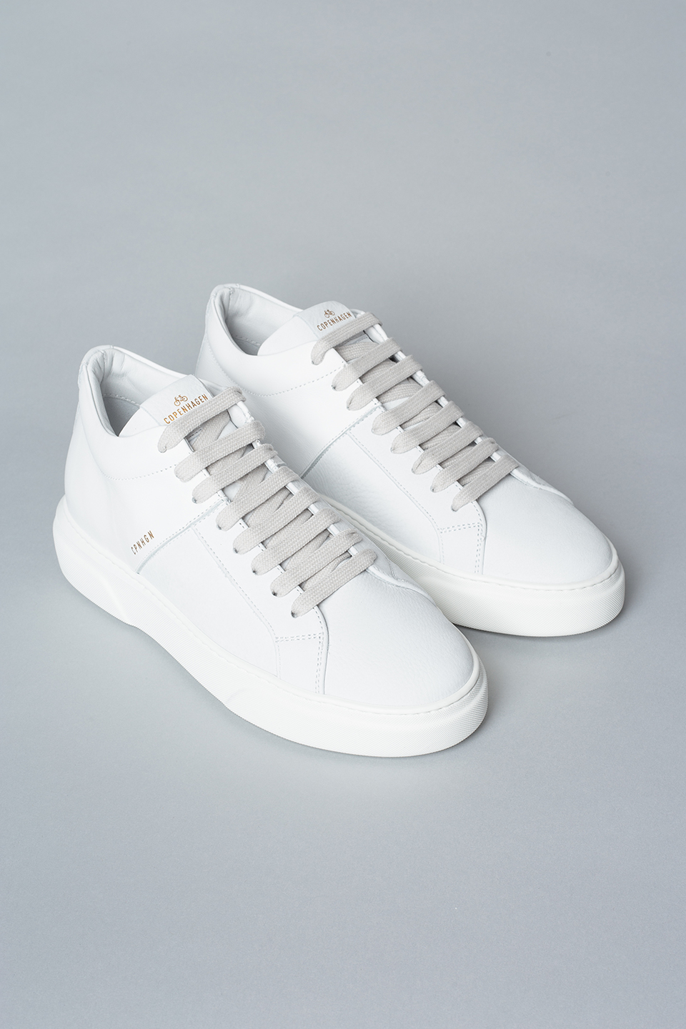 Frederiksberg nabuc/vitello white/white