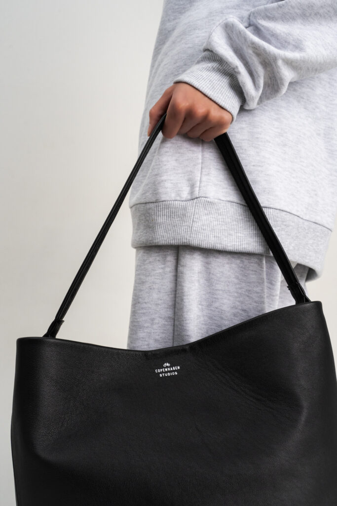 CPH BAG 14 calf black - alternative 3