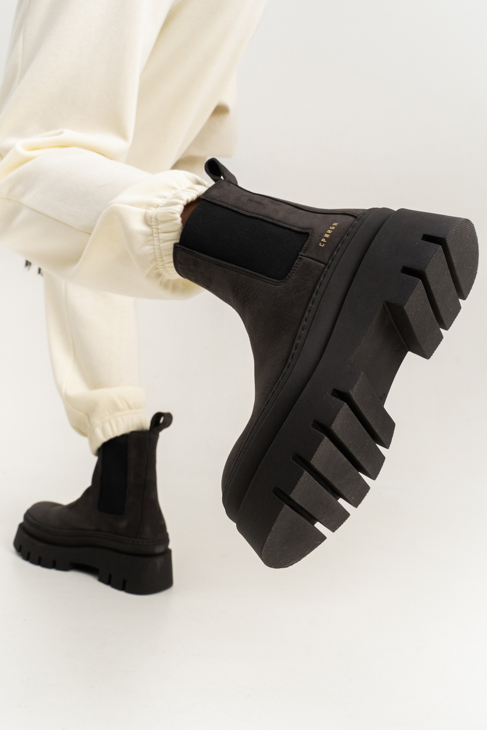 CPH786 nabuc off black - alternative 3