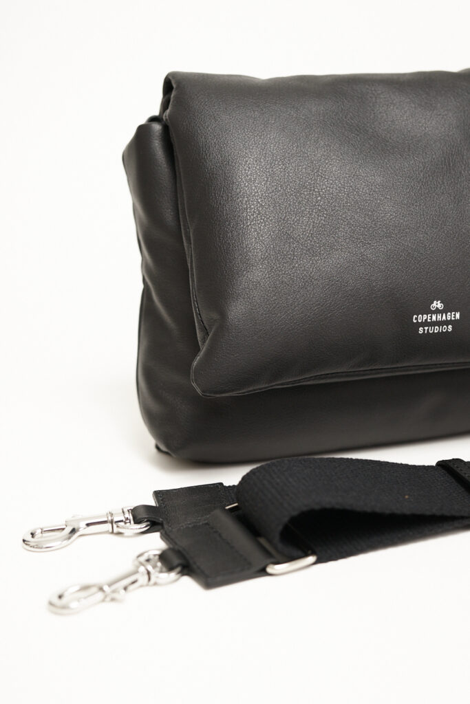 CPH BAG 11 nappa black - alternative 4