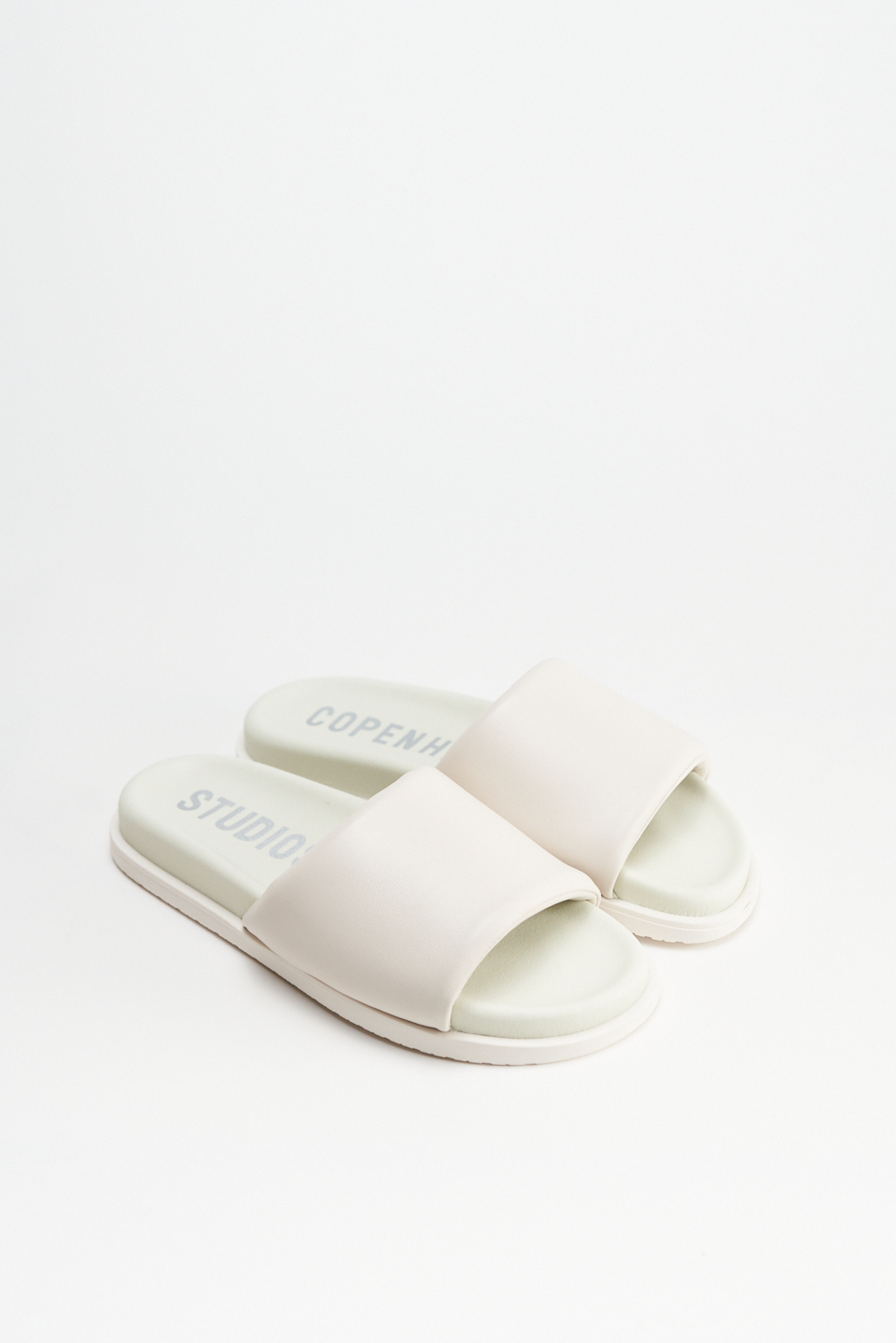 CPH722 nappa eggshell