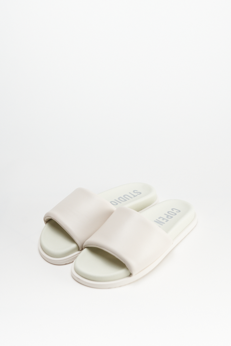 CPH722 nappa eggshell - alternative 2