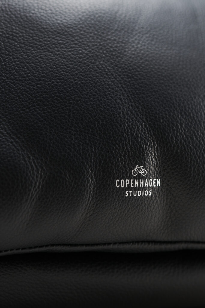 CPH BAG 11 vitello grain black - alternative 4