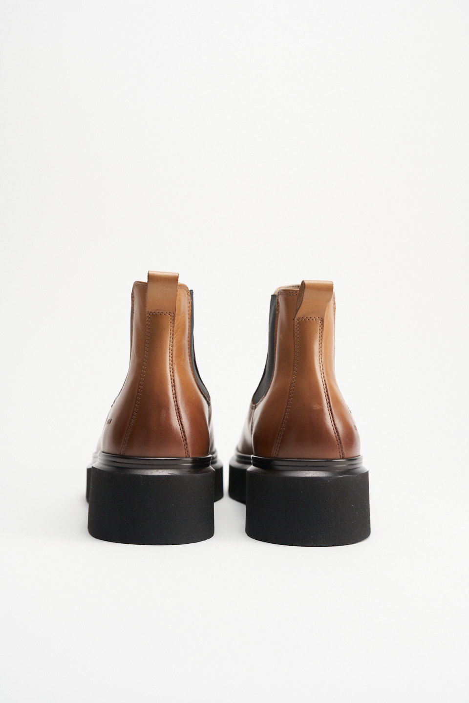 CPH520M waxed vitello brandy - alternative 5