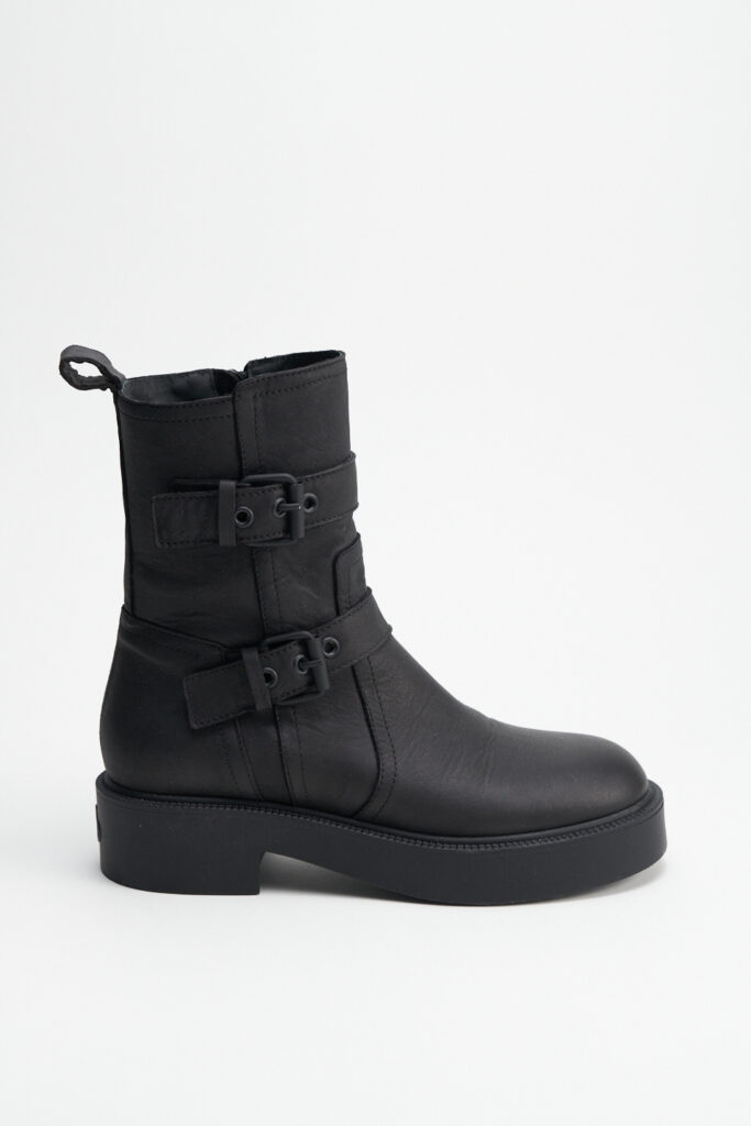 CPH641 washed vitello black