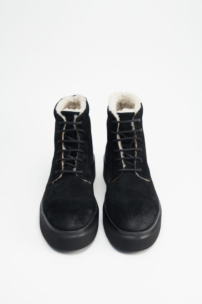 CPH519M teddy suede black - alternative 2