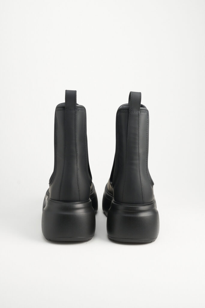 CPH143 vitello gum black - alternative 6