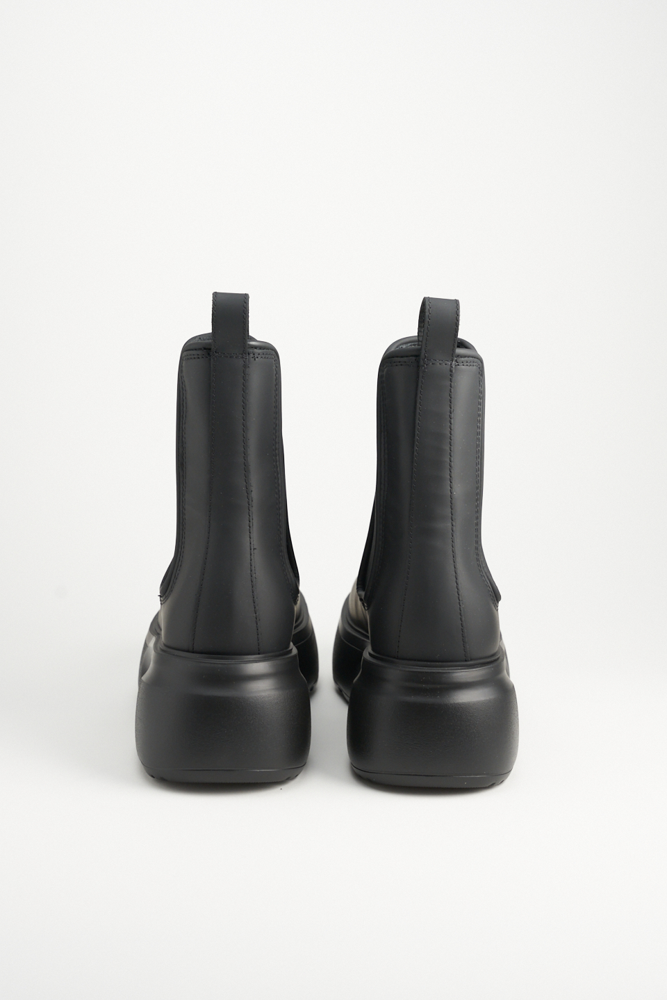 CPH143 vitello gum black - alternative 6