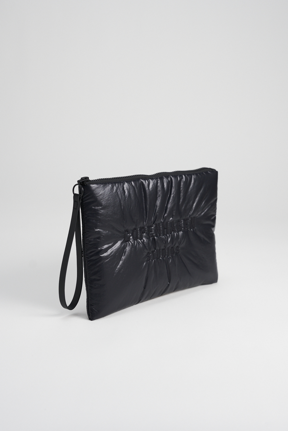 CPH POUCH 2 big recycled nylon black - alternative 1