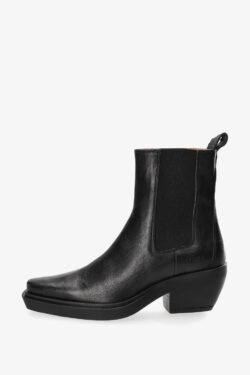 CPH236 lamb black - alternative 2