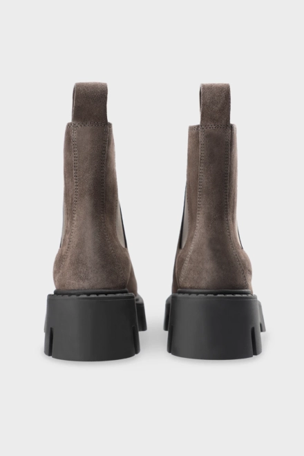CPH137 suede off black