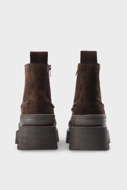 CPH697 suede chocolate