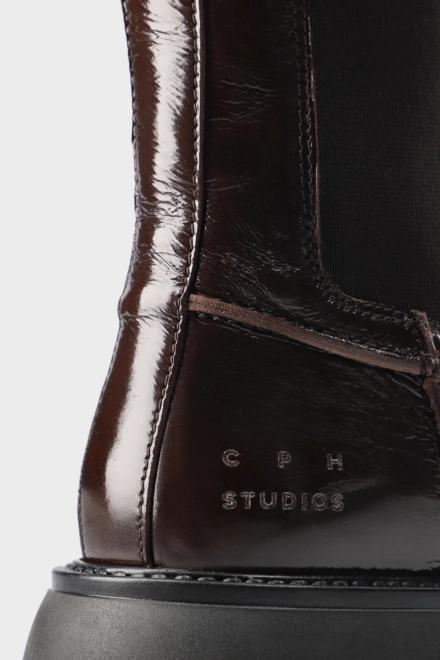CPH759 patent leather chocolate