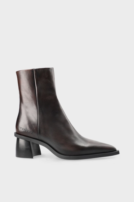 CPH425 vintage leather chocolate