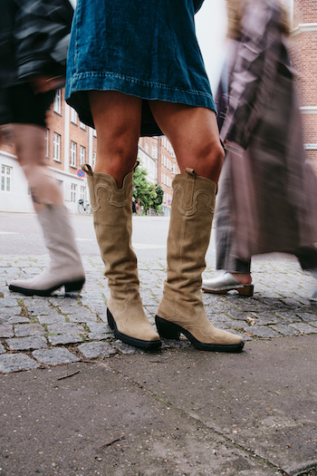 This image shows a close up of our CPH286 suede sand western boot.
