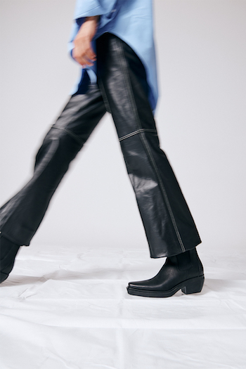 In this image the model is wearing the CPH236 waxed nabuc black. 