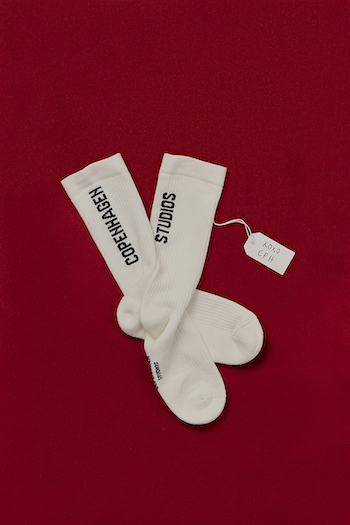 This image shows the CPH SOCKS 4 cotton blend white. 