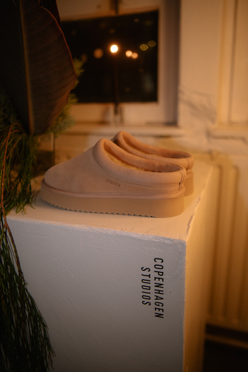 The image shows the CPH249 suede cream.