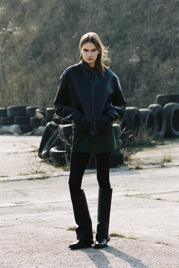 Model Nina Marker can be seen wearing the CPH x 032c OVERLAY leather black.